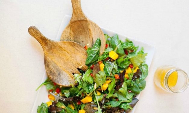 Greens with Mango and Citrus Vinaigrette