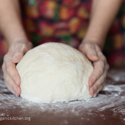 How To Make Sourdough Bread - A Beginners Guide