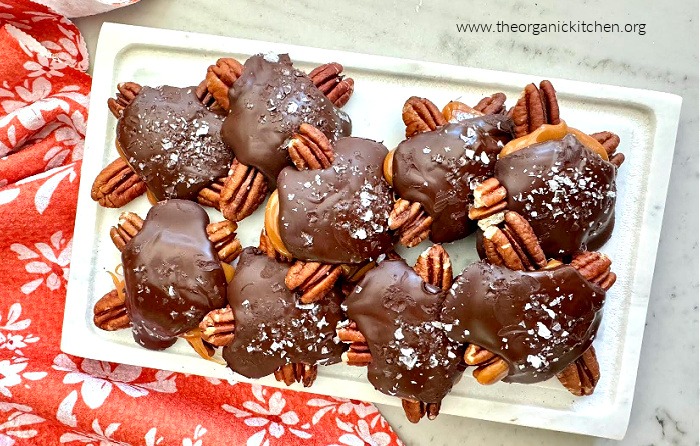 Easy Caramel Pecan Turtles